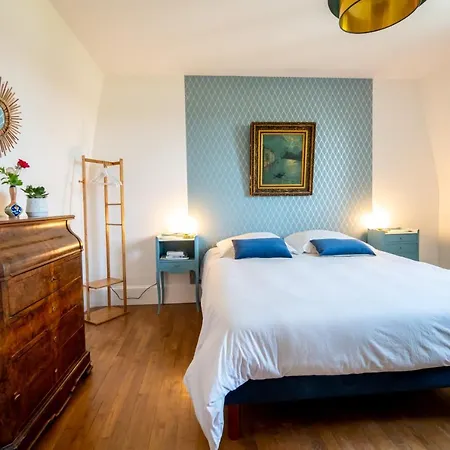 Le Clos Eugenie Nocleg ze śniadaniem 3*